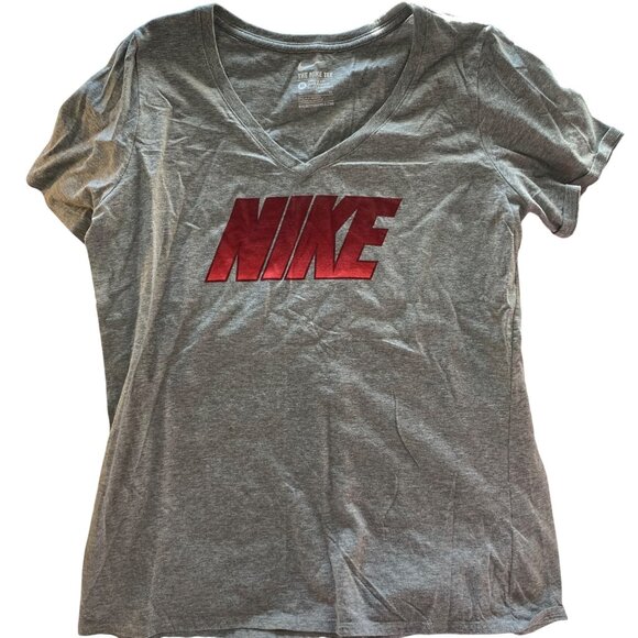 Nike Womens Gray V-Neck Tee With Red Logo Print Size XL Athletic Fit Soft Cotton - Picture 1 of 4